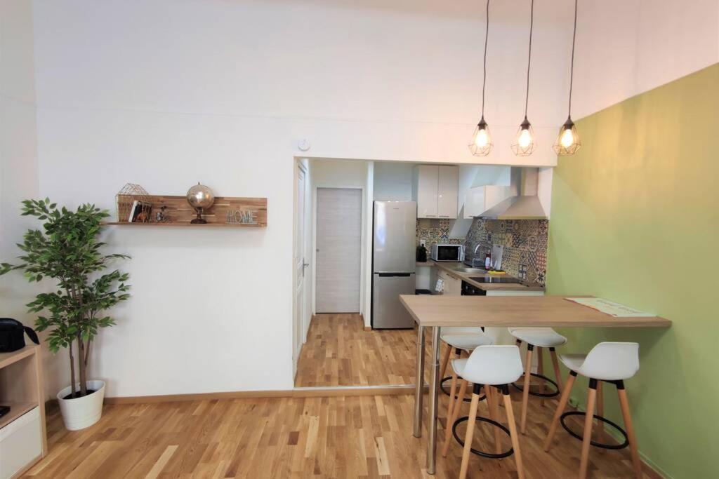 Joli T2 Proche Vieux-Port, Terrasses Du Port Et Metro Joliette Apartamento Marselha Exterior foto