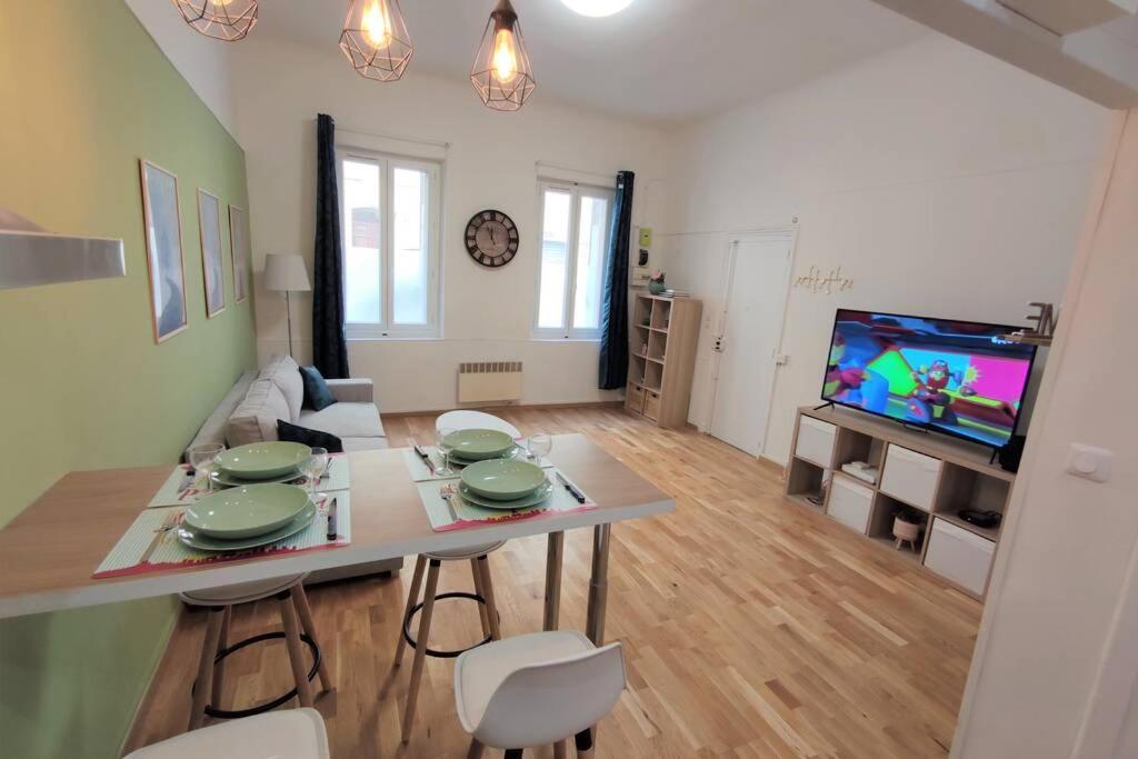Joli T2 Proche Vieux-Port, Terrasses Du Port Et Metro Joliette Apartamento Marselha Exterior foto